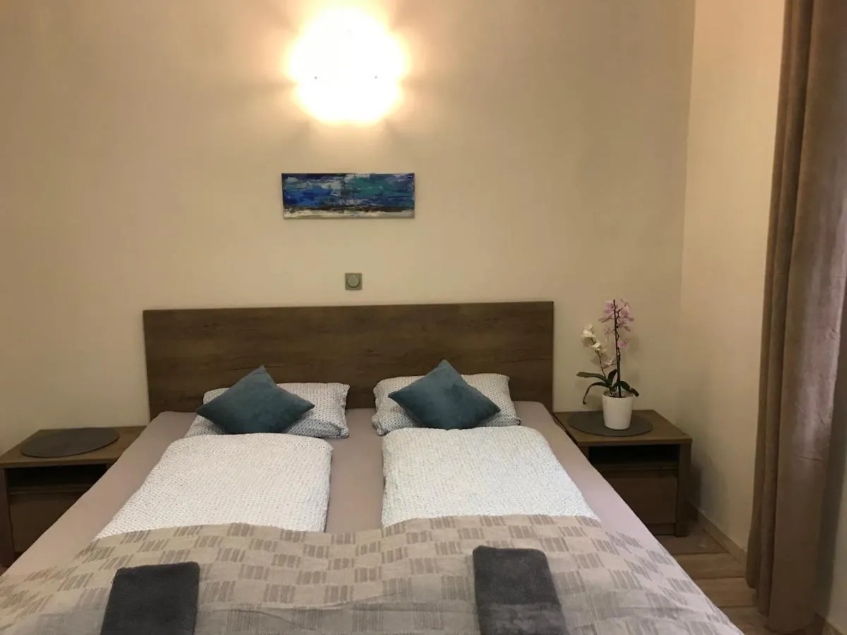 Vino Apartman Eger 0*,  Hungary