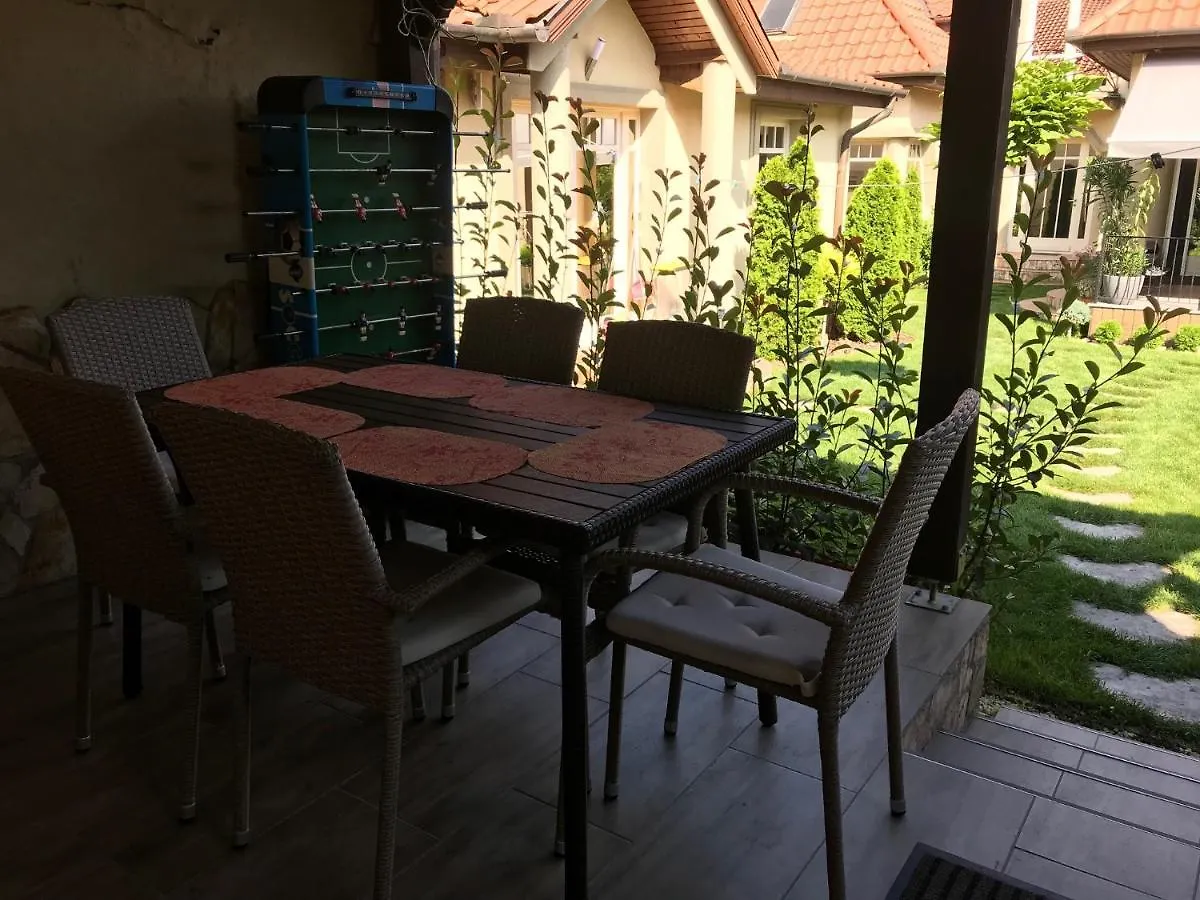 Vino Apartman Eger Apartment
